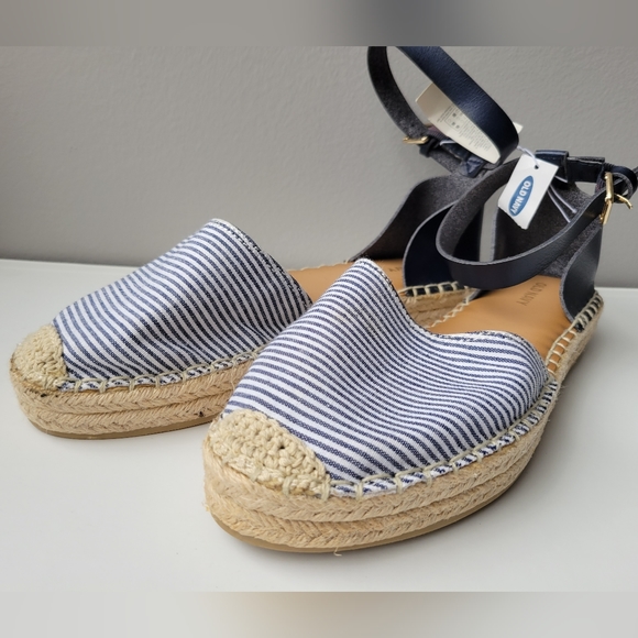 Old navy espadrilles sandals - Picture 2 of 6